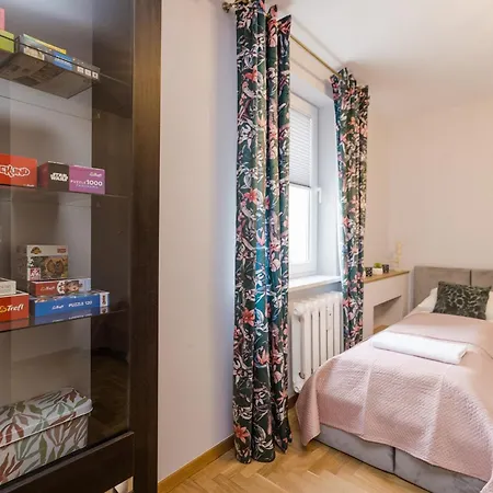 Apartment Shortstaypoland Bohaterewicza B174 Warsaw