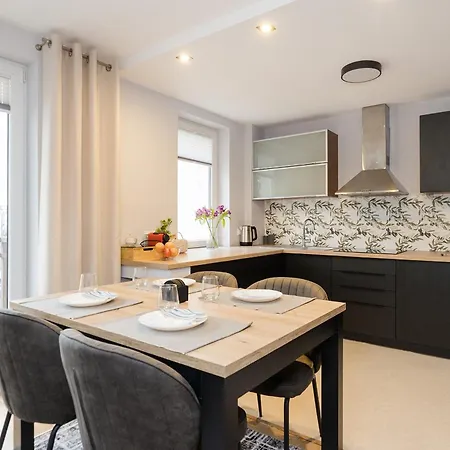 Apartment Shortstaypoland Bohaterewicza B174